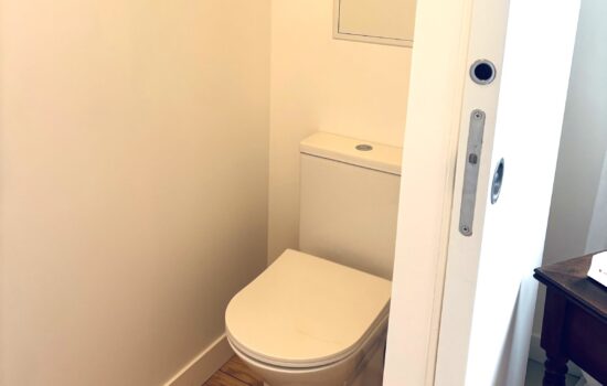 wc et lave-main séparé